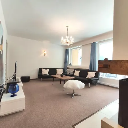 Regina By Interhome Davos